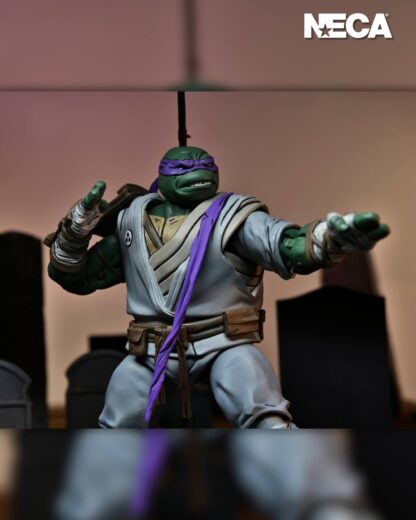 NECA Teenage Mutant Ninja Turtles The Last Ronin Flashback Donatello