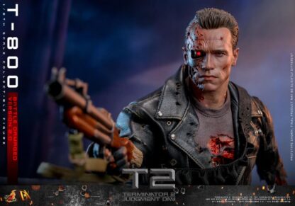 Hot Toys Terminator 2 DX46 T-800 Battle Damaged Version 2.0